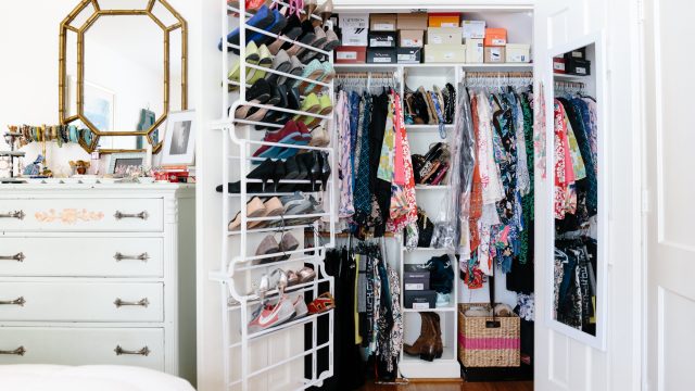 Maximize Storage Efficiency with Stylish Stackable Bins