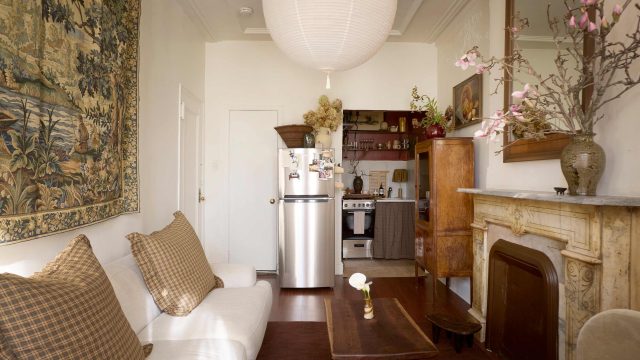 Maximizing Style and Function in Compact Kitchen Spaces