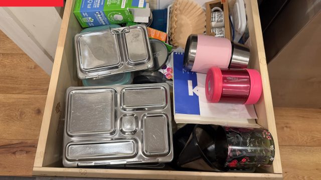 Transform Your Kitchen with AI: Effective Decluttering Strategies