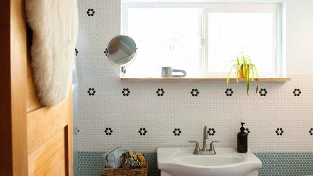 Transform Your Small Spaces: Innovative Bathroom Storage Solutions