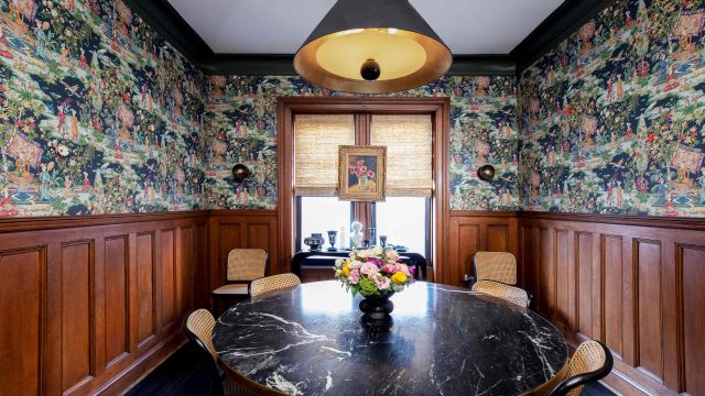 Blending Vintage Charm with Modern Style: A Guide for 2023