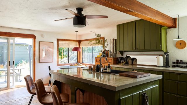 Effective Strategies to Keep Flies Out of Your Home This Season
