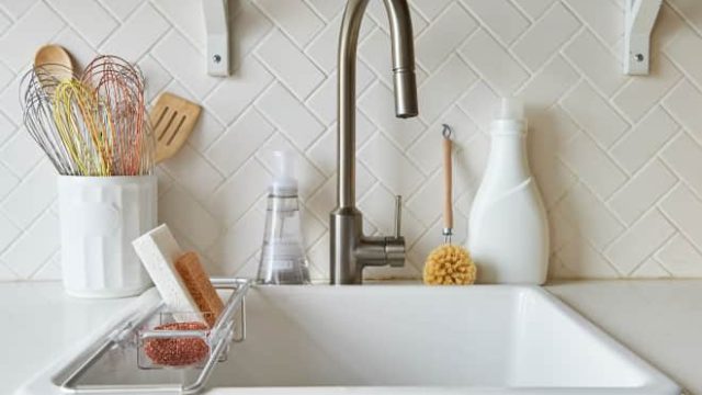 Discover Why Solid Dish Soap Is Revolutionizing Kitchen Cleanliness