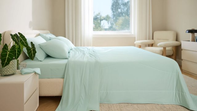 Stay Cool This Summer: Top Moisture-Wicking Sheets on Sale Now