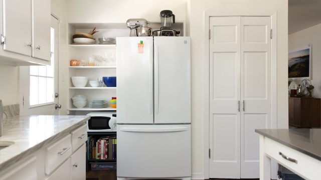 Transform Your Fridge: Essential Tips for an Organized Space