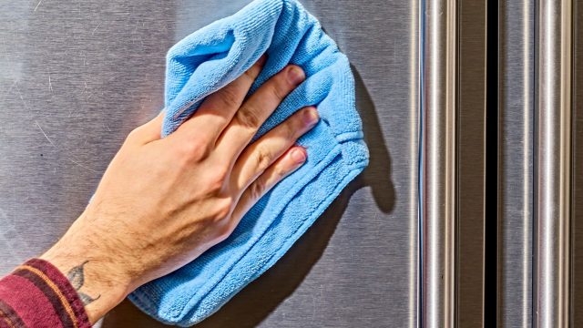 Revitalize Your Stainless Steel: Effective Cleaning Tricks That Work