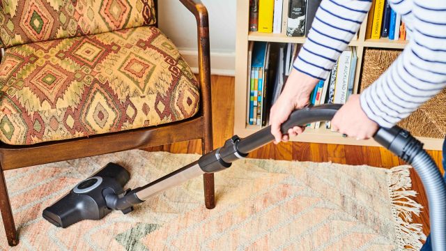 Maximize Cleaning Efficiency with a Simple Vacuuming Technique