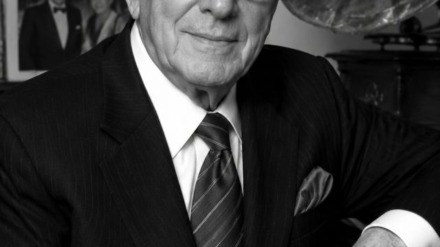 Music Industry Pioneer Clive Davis Passes Away at 94