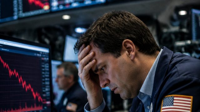 Tech Selloff Hits Global Markets: What You Need to Know Now