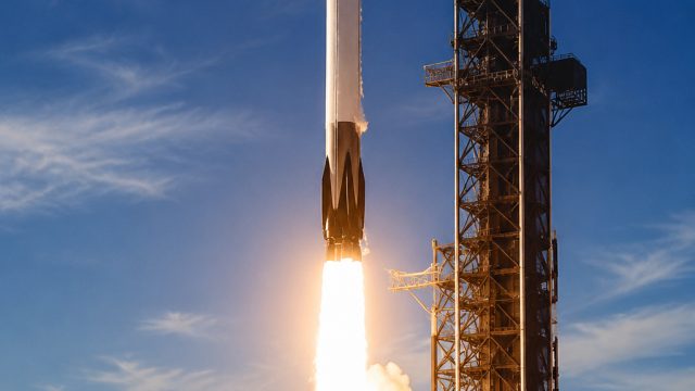 SpaceX Secures $25 Billion in Debt Funding, Boosting Its Financial Position | nomor punggung 19 arge